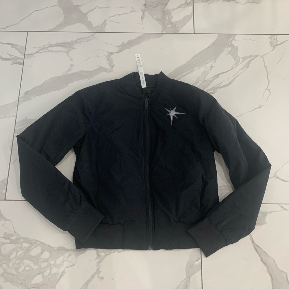 Lululemon Size 6 Non Stop Bomber Jacket Reversible Black Quilted Crinkle